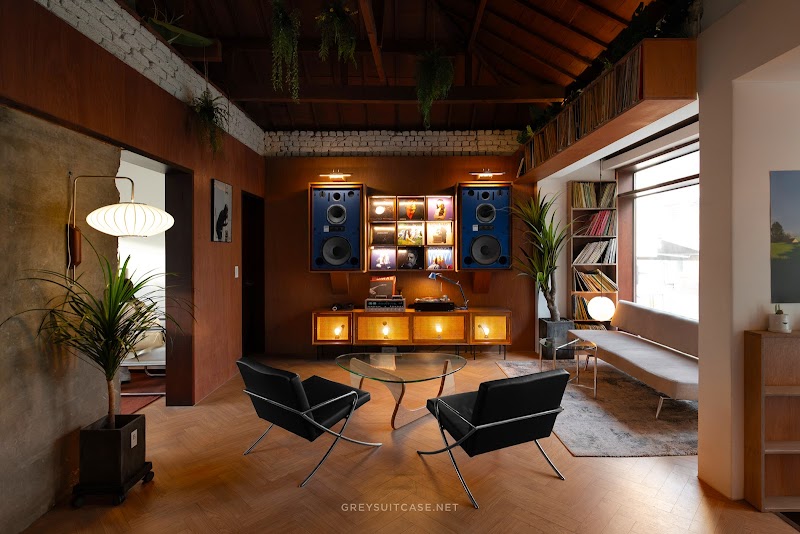 House of Vinyl Mangwon Branch 1