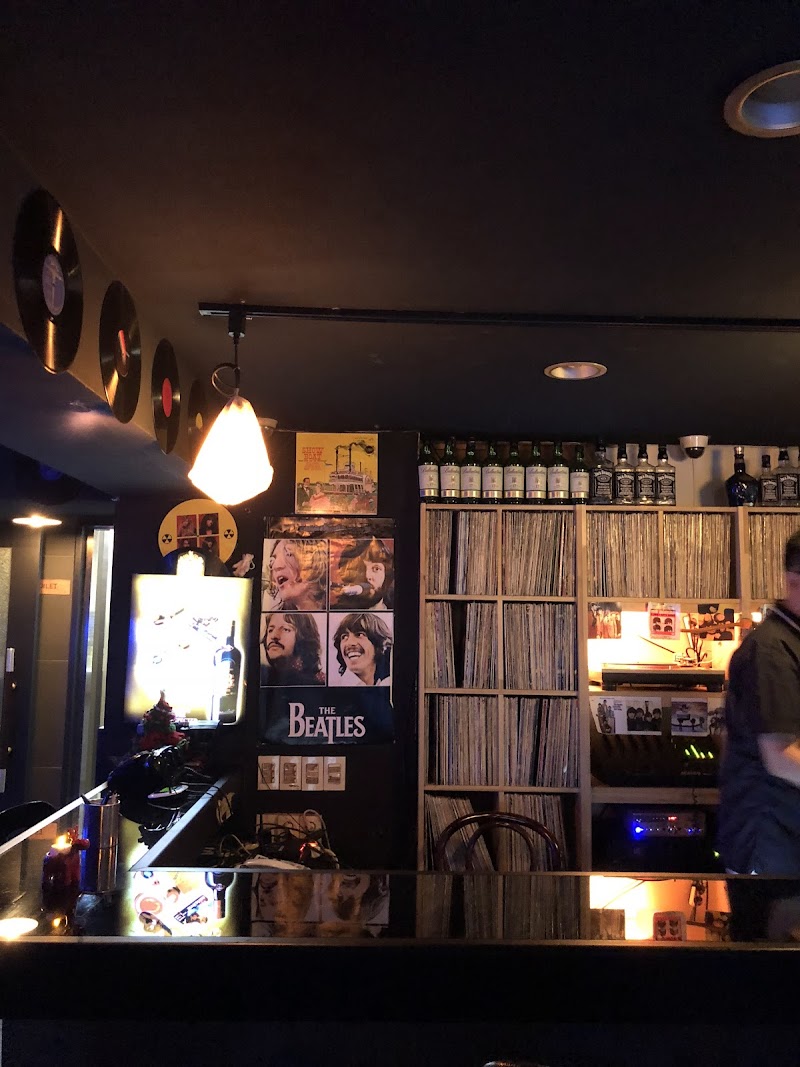 Space LP Music Cafe 1