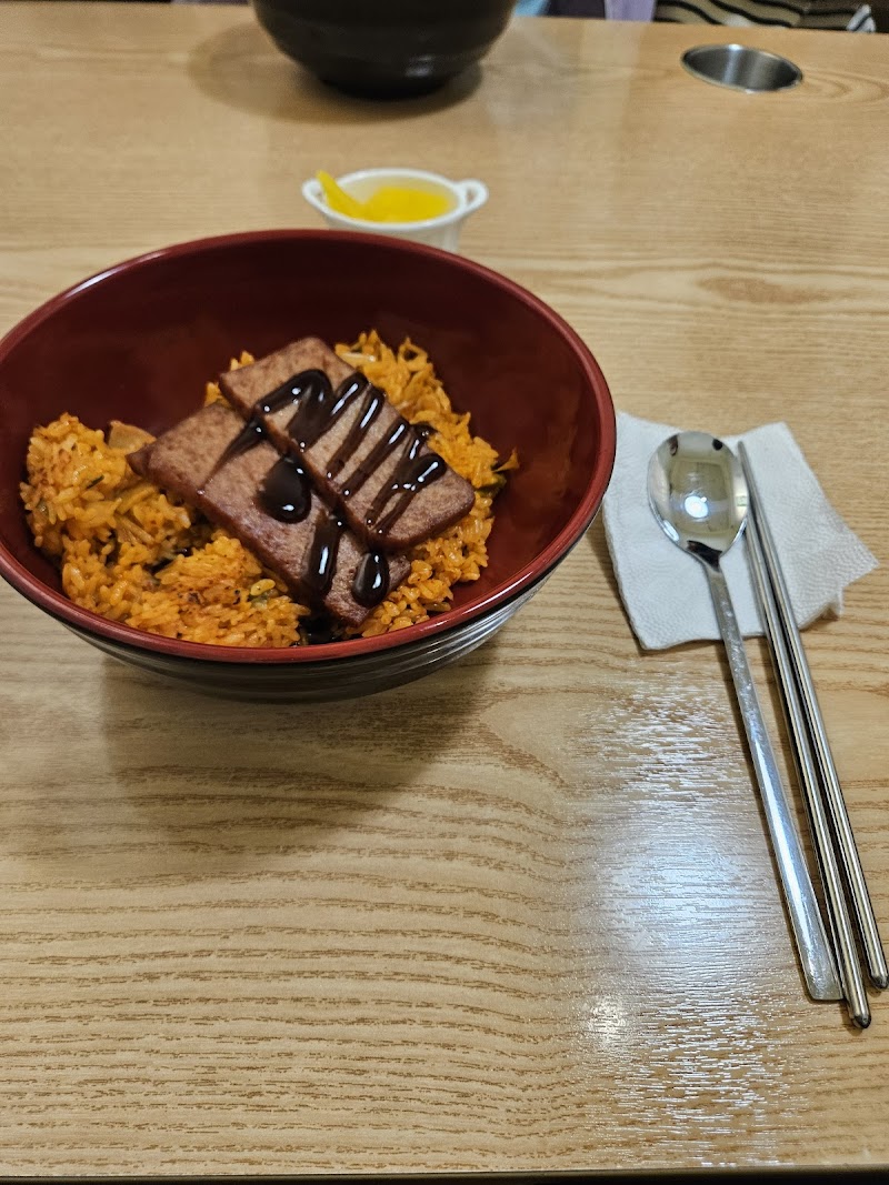 The Holic Board Game Cafe Suyu Station Branch 1