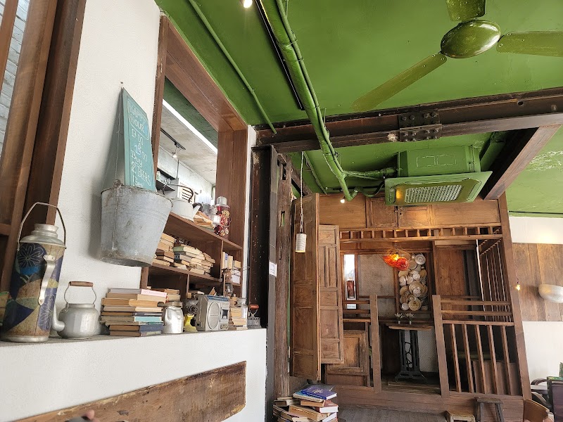 Kong Cafe Yeonnam Branch 1