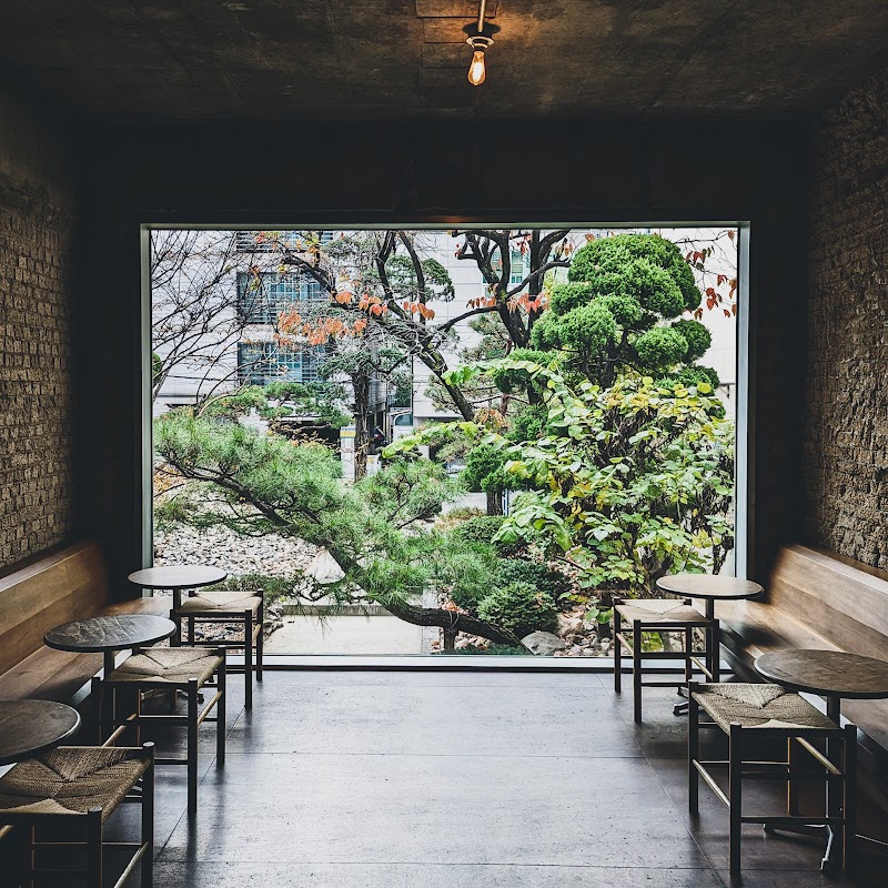 Anthracite Seogyo Branch 1