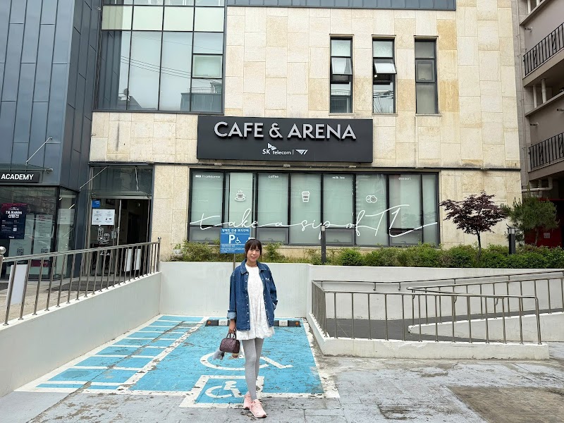 T1 Cafe & Arena 1