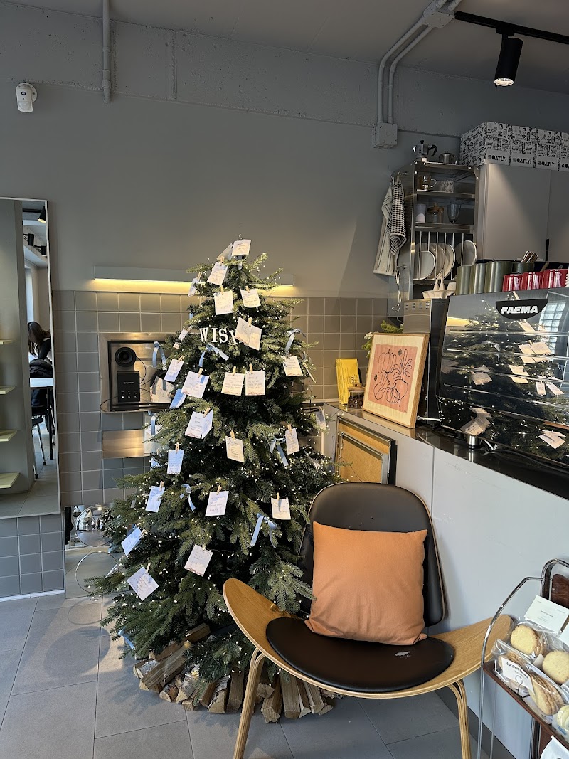 A-bam Cafe Seolleung Branch 1