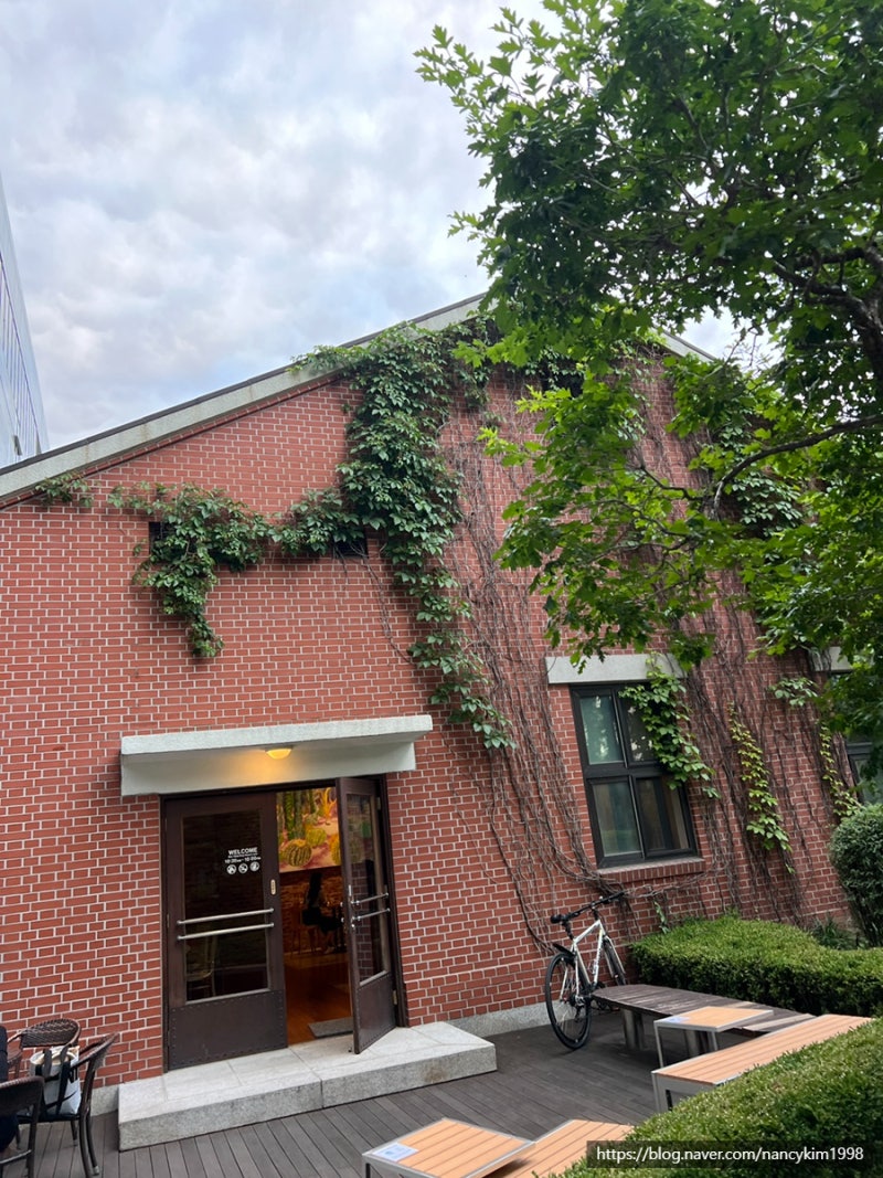 Coffee Libre Yeongdeungpo Times Square Branch 1