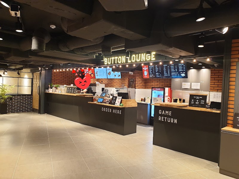 Board Game Cafe Red Button Hanyang University Branch 1