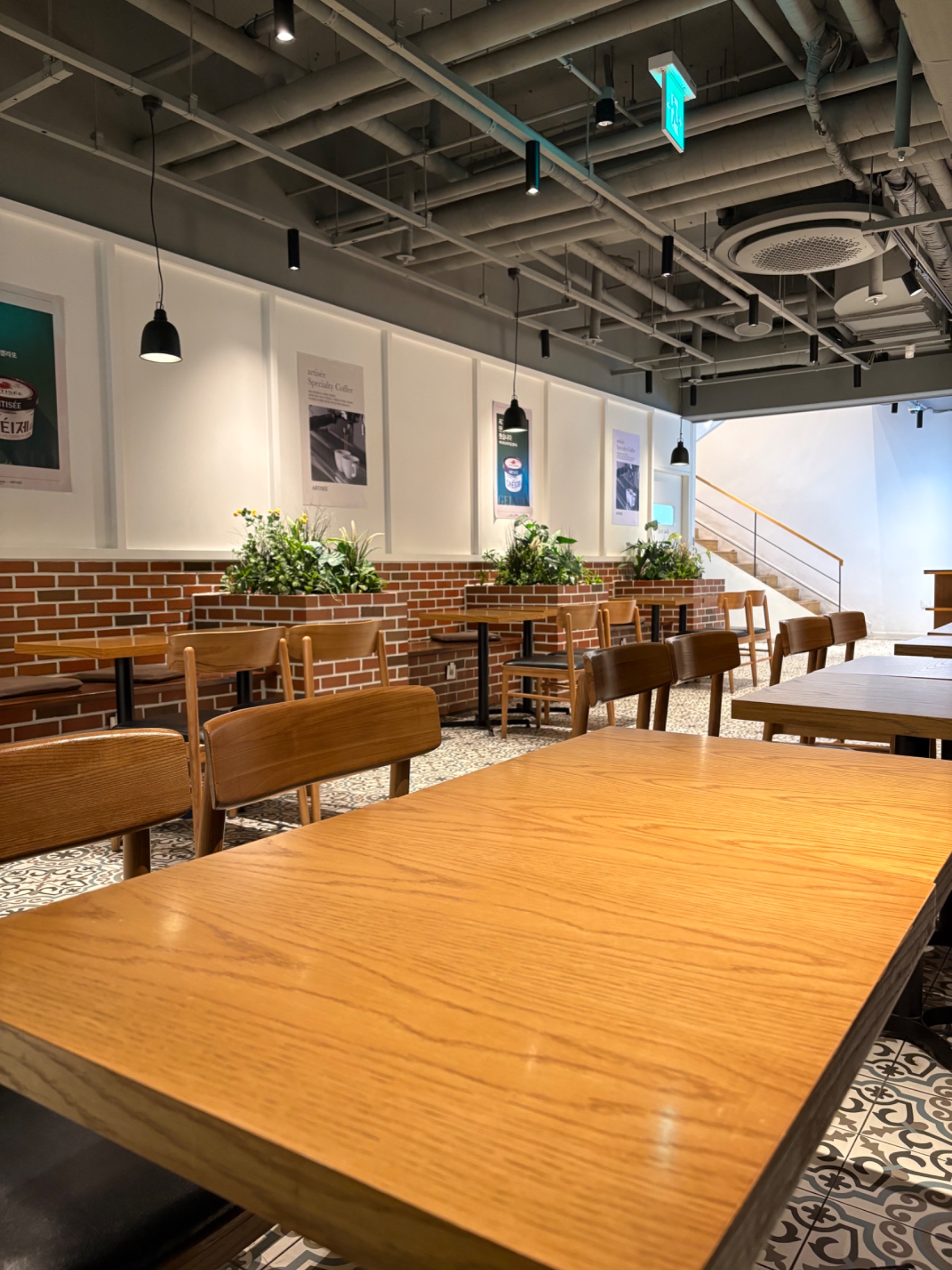 Artize Sinchon Station Branch 3